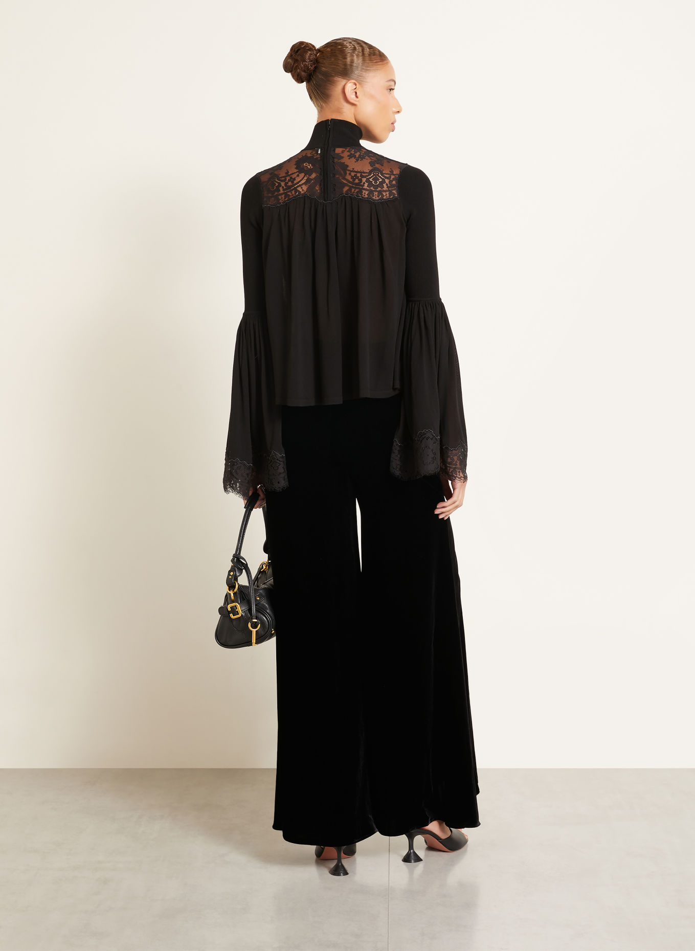 ZIMMERMANN Blusenshirt VALIANT mit Spitze: SCHWARZ