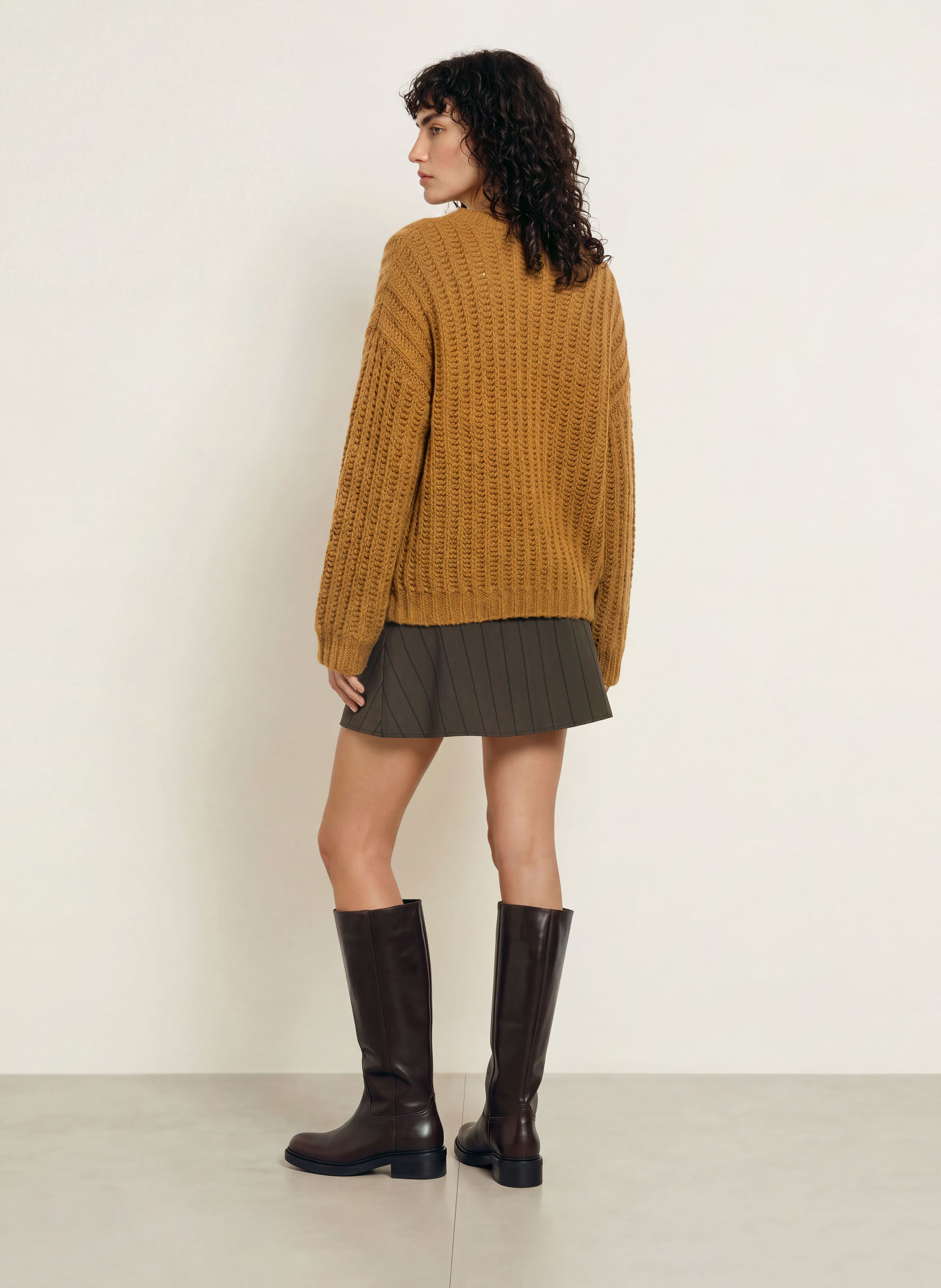 MRS & HUGS Pullover: KAMEL