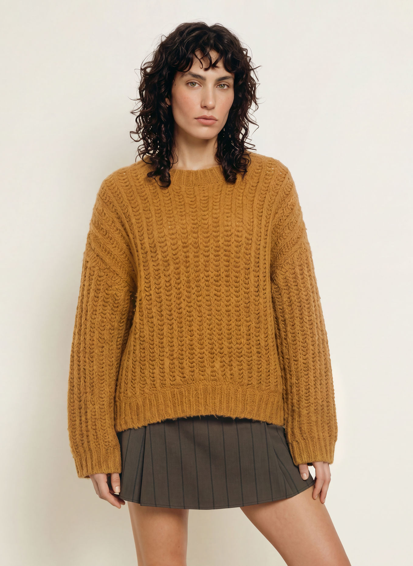 MRS & HUGS Pullover: KAMEL