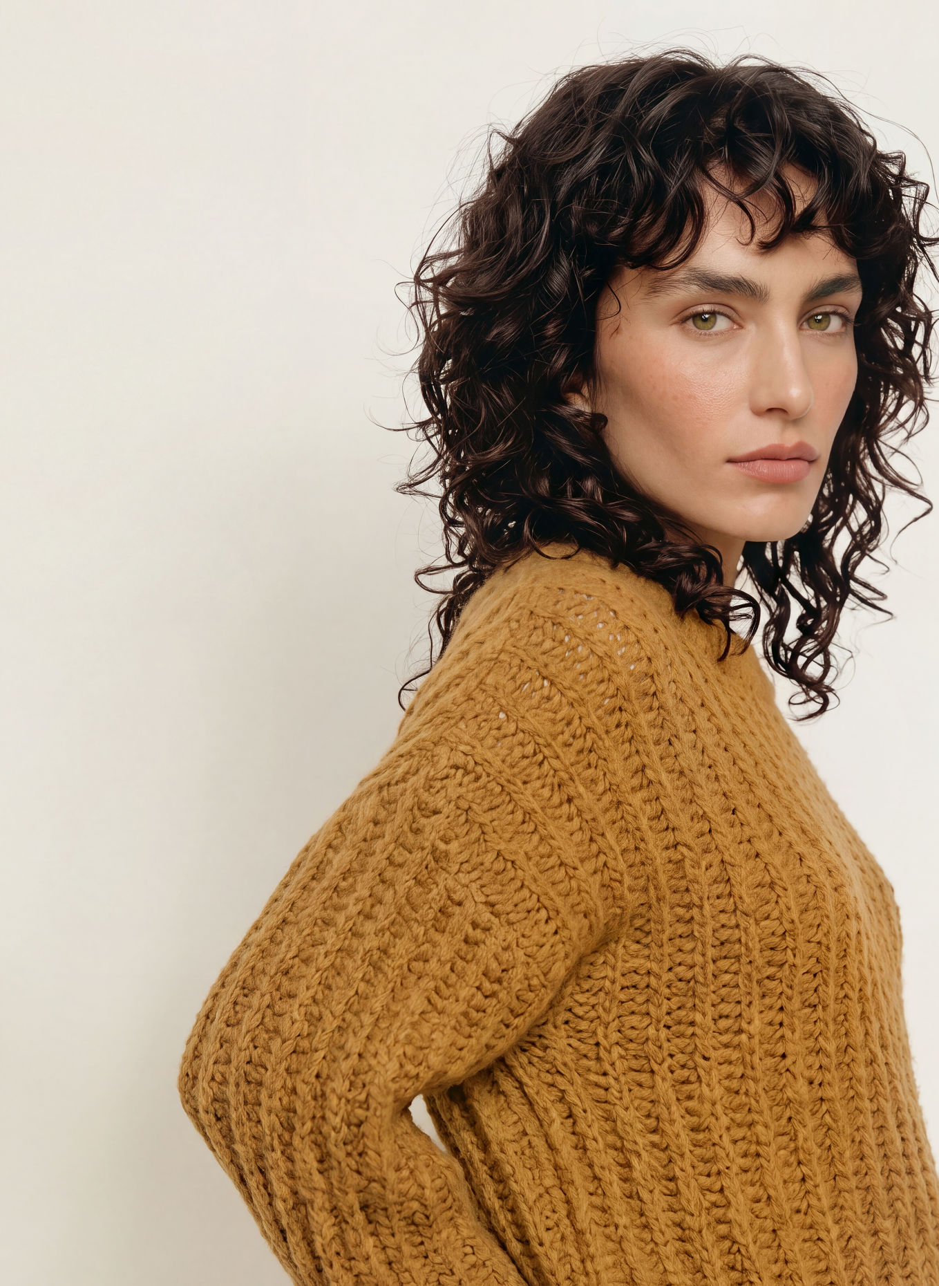 MRS & HUGS Pullover: KAMEL