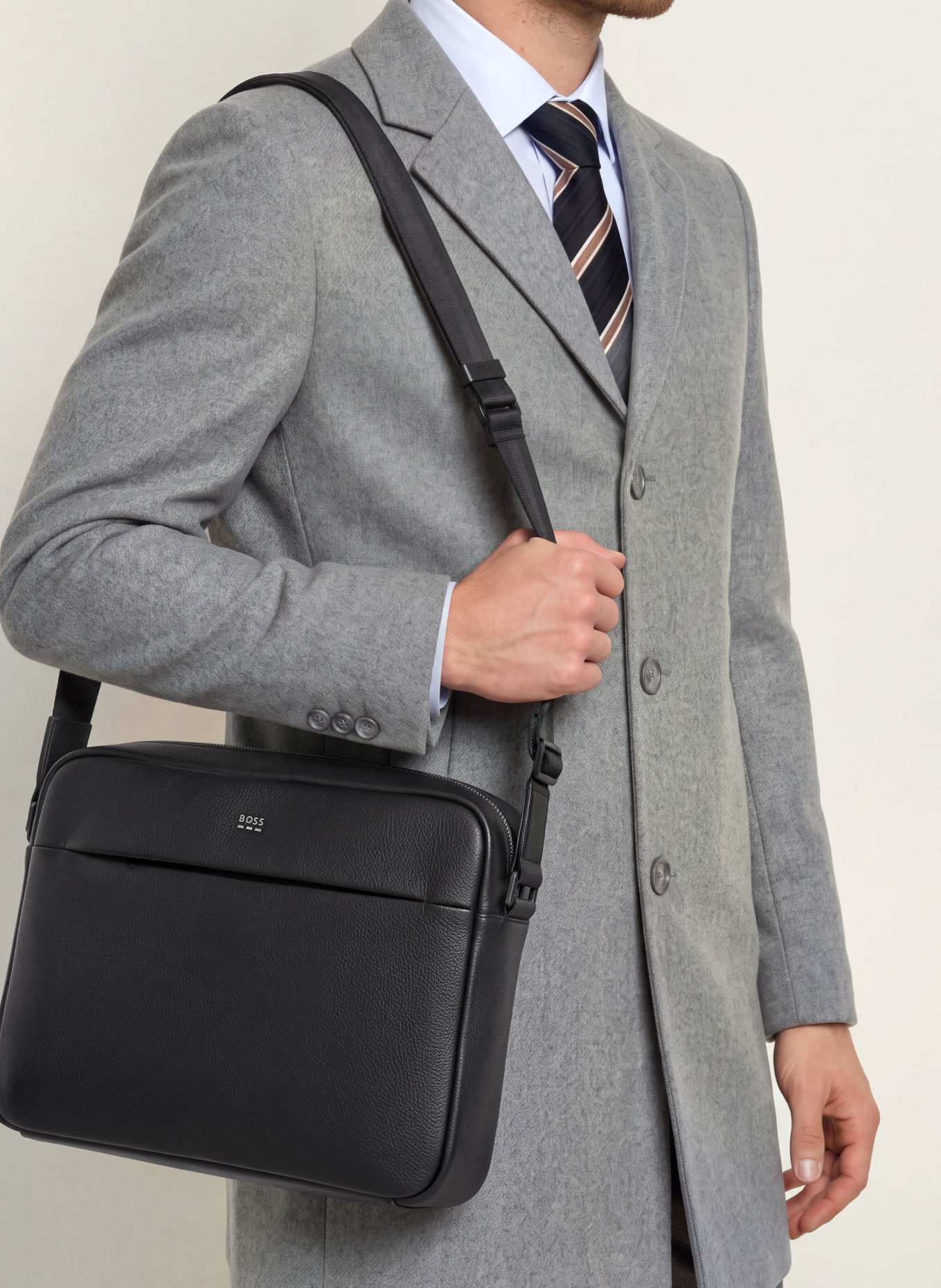 BOSS RAY Crossbody bag: BLACK