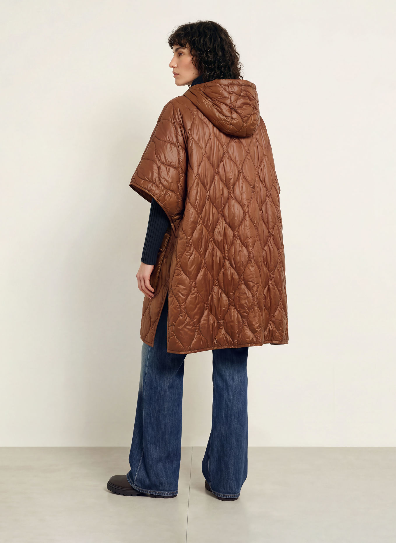 WOOLRICH Cape: MARO