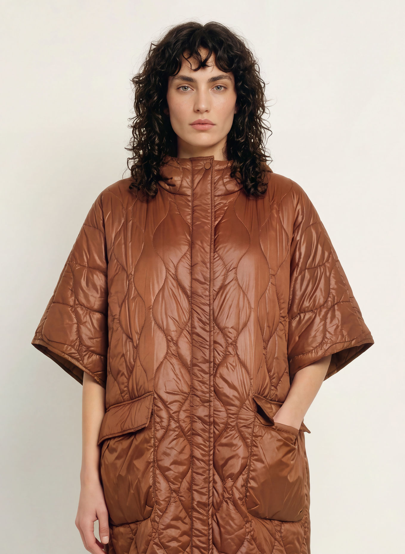 WOOLRICH Cape: MARO