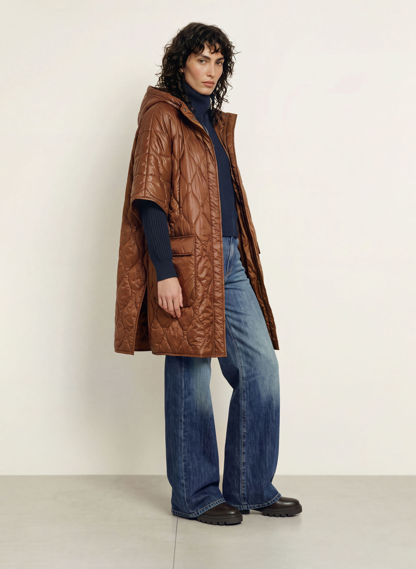 WOOLRICH Cape: MARO