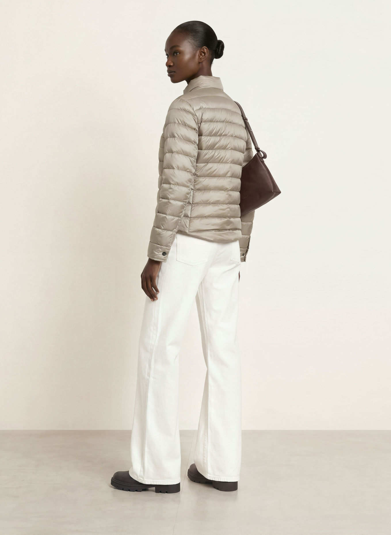 WOOLRICH LIQUID Lightweight Down Jacket: OLIVE
