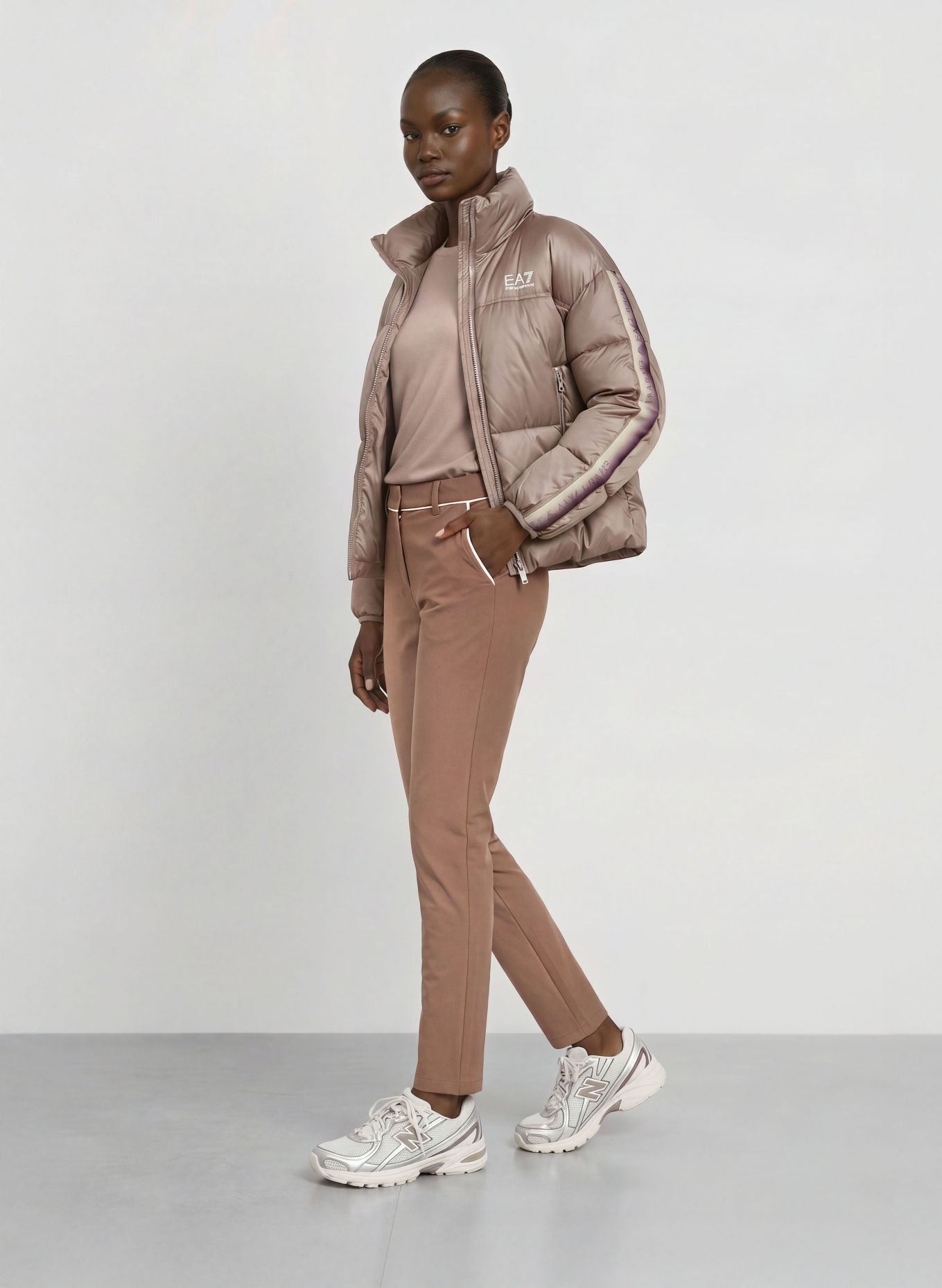 EA7 EMPORIO ARMANI Pantalon: MARRON / BLANC