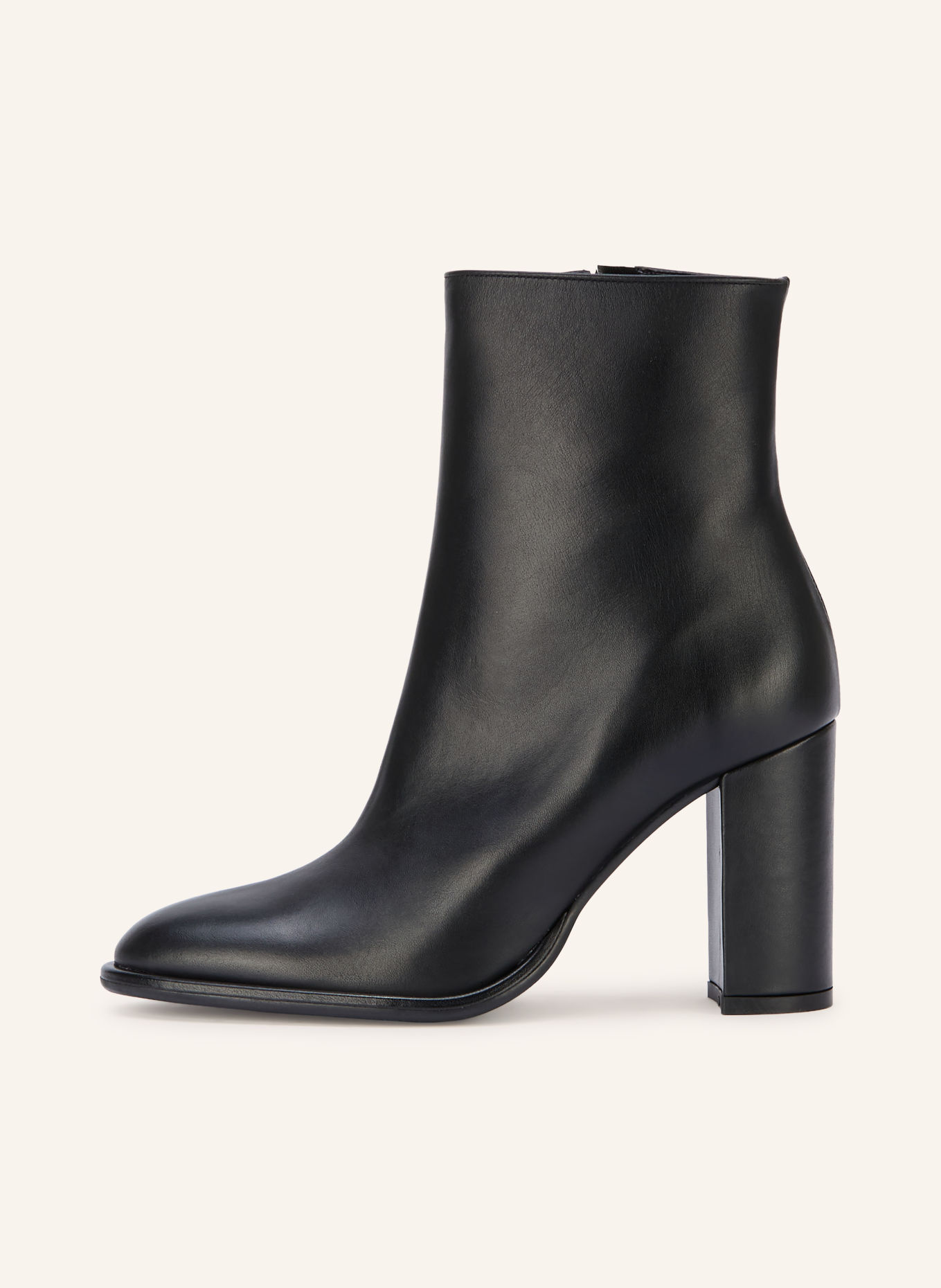 MRS & HUGS Ankle boots: BLACK