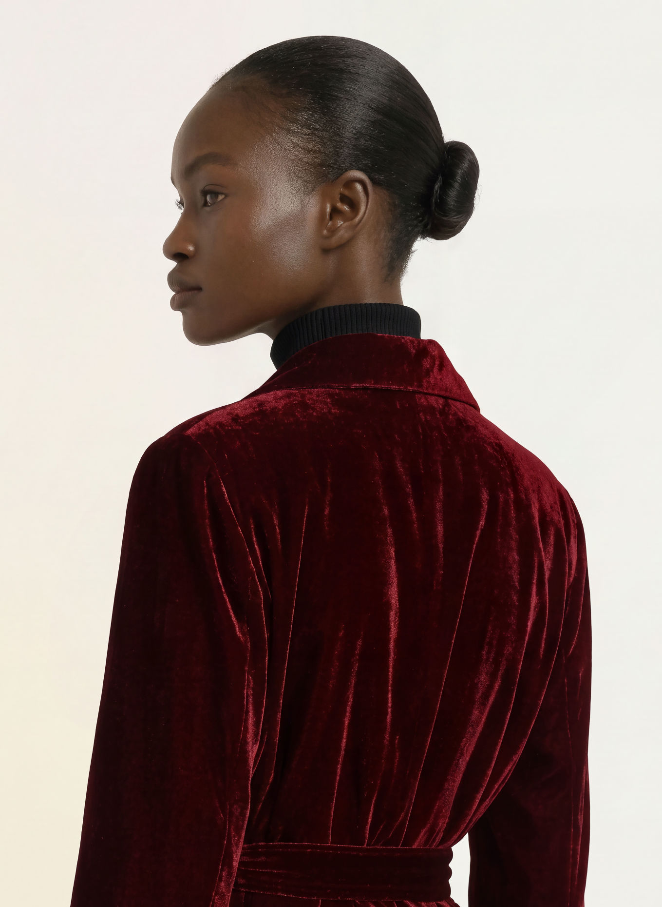 WEEKEND Max Mara Fluwelen blazer RECENTE: DONKERROOD