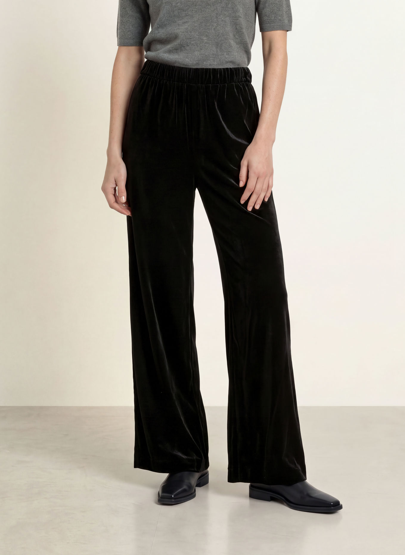 WEEKEND Max Mara Marlenehose EDRO aus Samt: SCHWARZ