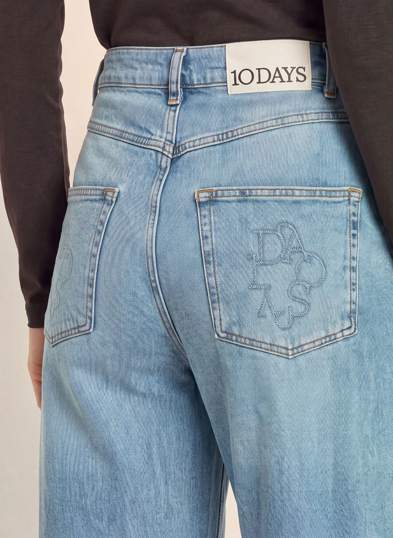 10DAYS Barrel Jeans: 1225 Blue Denim