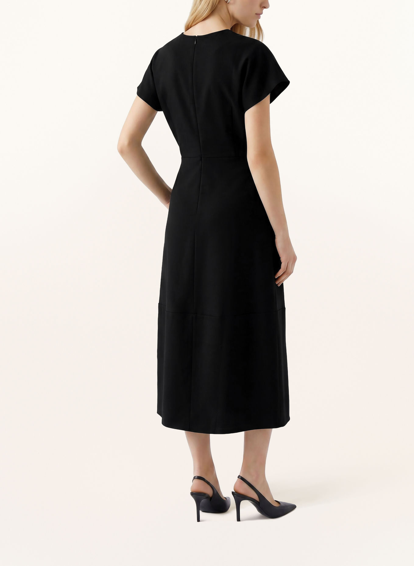 oui Dress: BLACK