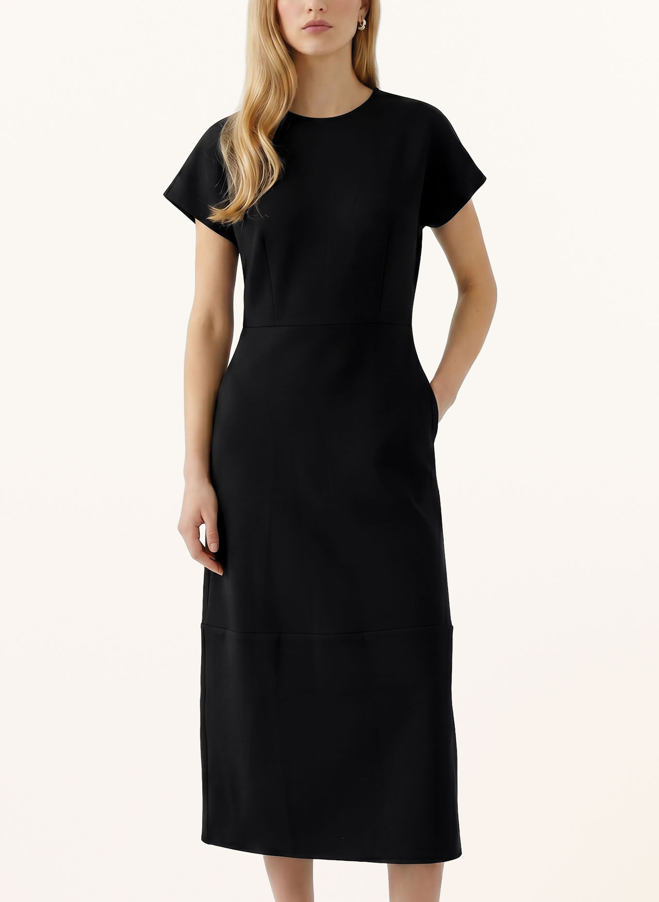 oui Dress: BLACK