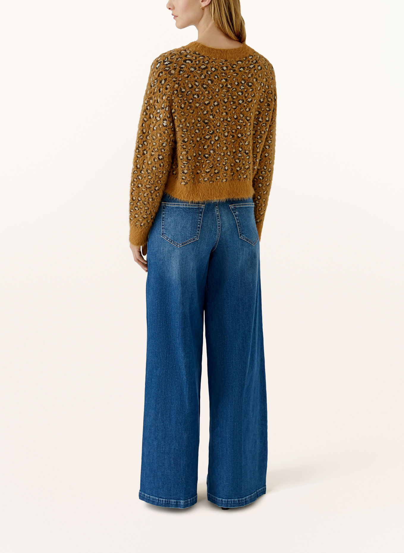 Oui Sweater: CAMEL / WHITE / BLACK