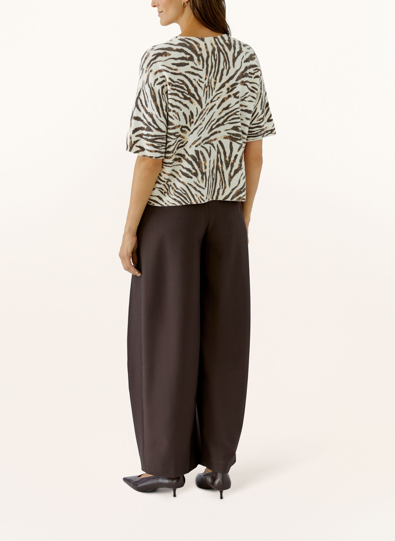 Oui Knit shirt: WHITE / BROWN / BLACK