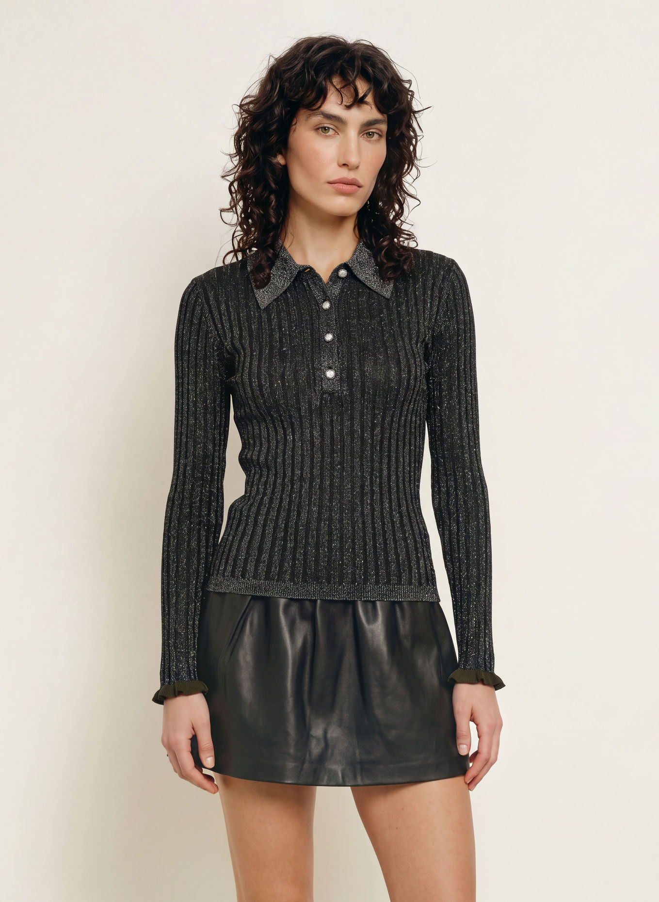 ESSENTIEL ANTWERP KARAN Knit polo shirt with Lace Yarn: BLACK / SILVER