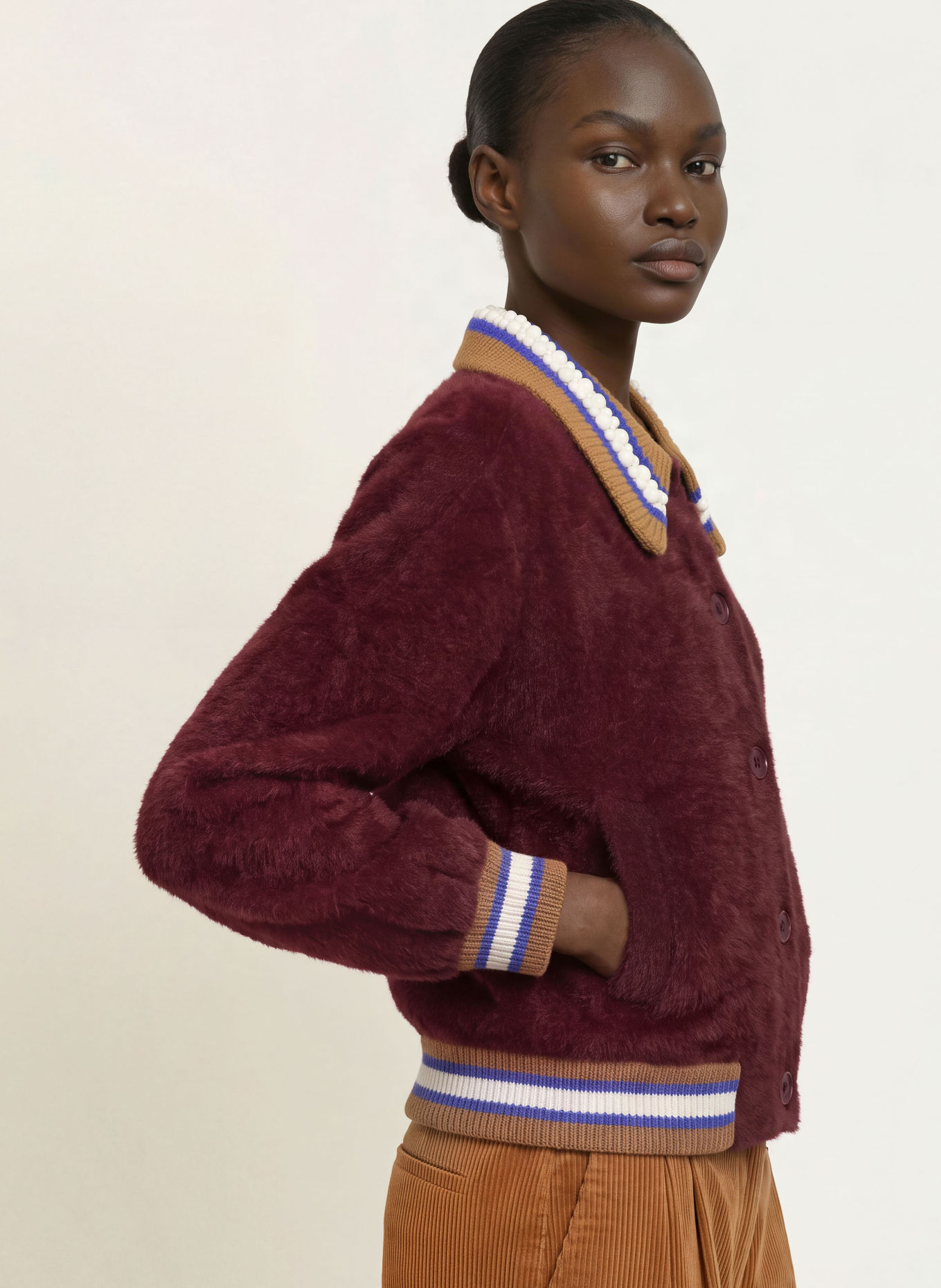 ESSENTIEL ANTWERP Cardigan KAMORE cu perle decorative: ROȘU ÎNCHIS / CONIAC / ALBASTRU