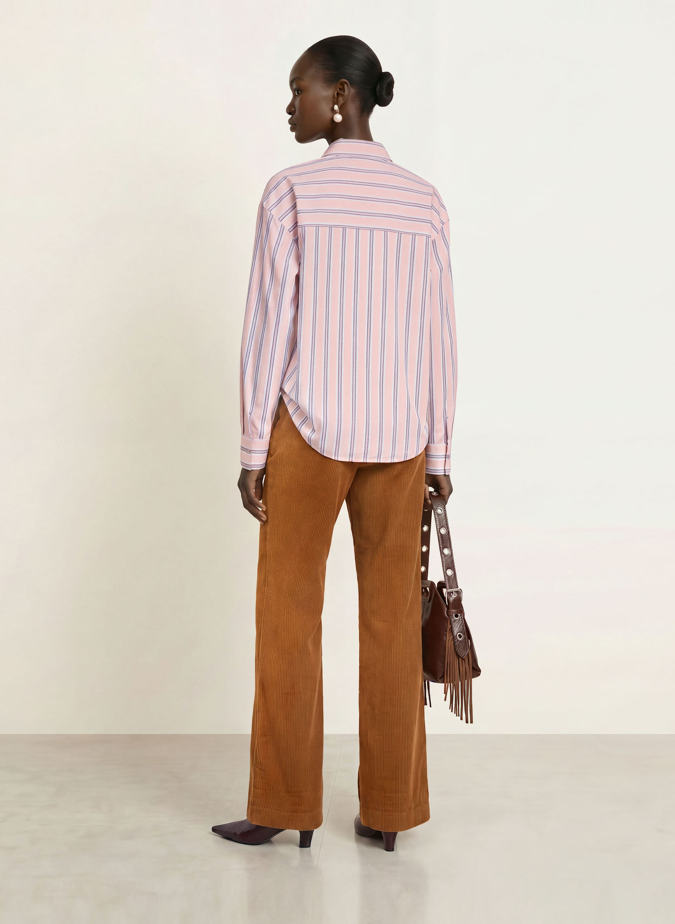 ESSENTIEL ANTWERP Pantalon en velours côtelé KAMP: MARRON