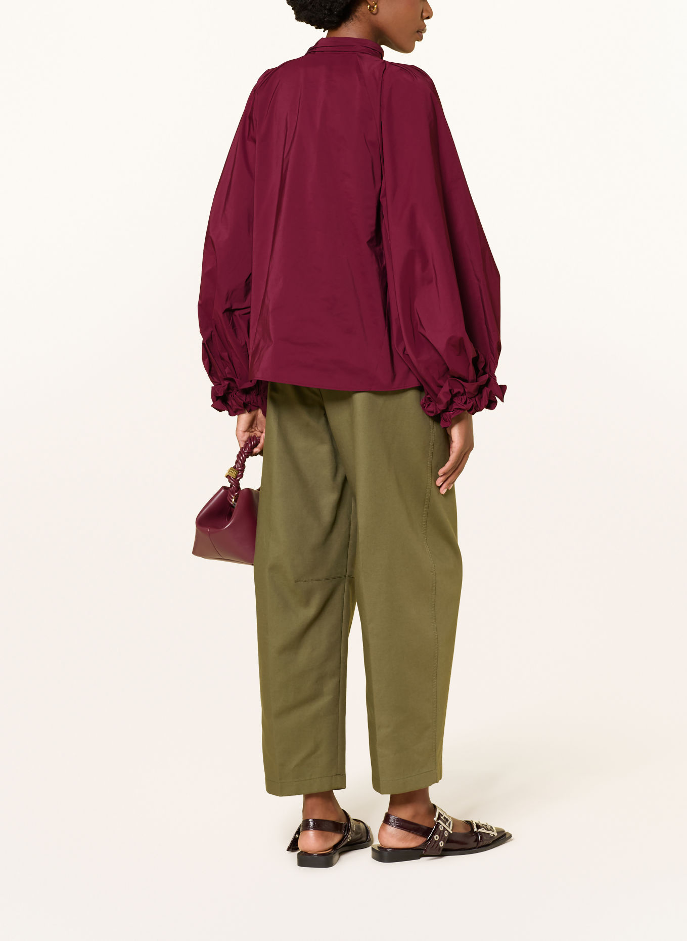 ESSENTIEL ANTWERP Blouse à lavallière KEILY: ROUGE FONCÉ