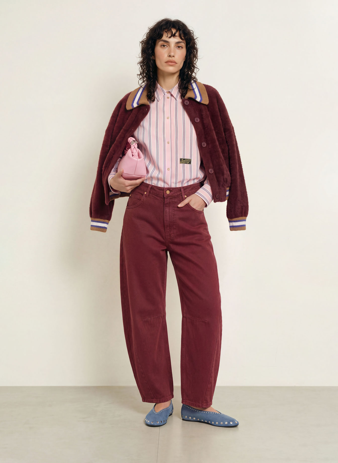ESSENTIEL ANTWERP Barrel-leg jeans KOKOS: WN10 Wine Not