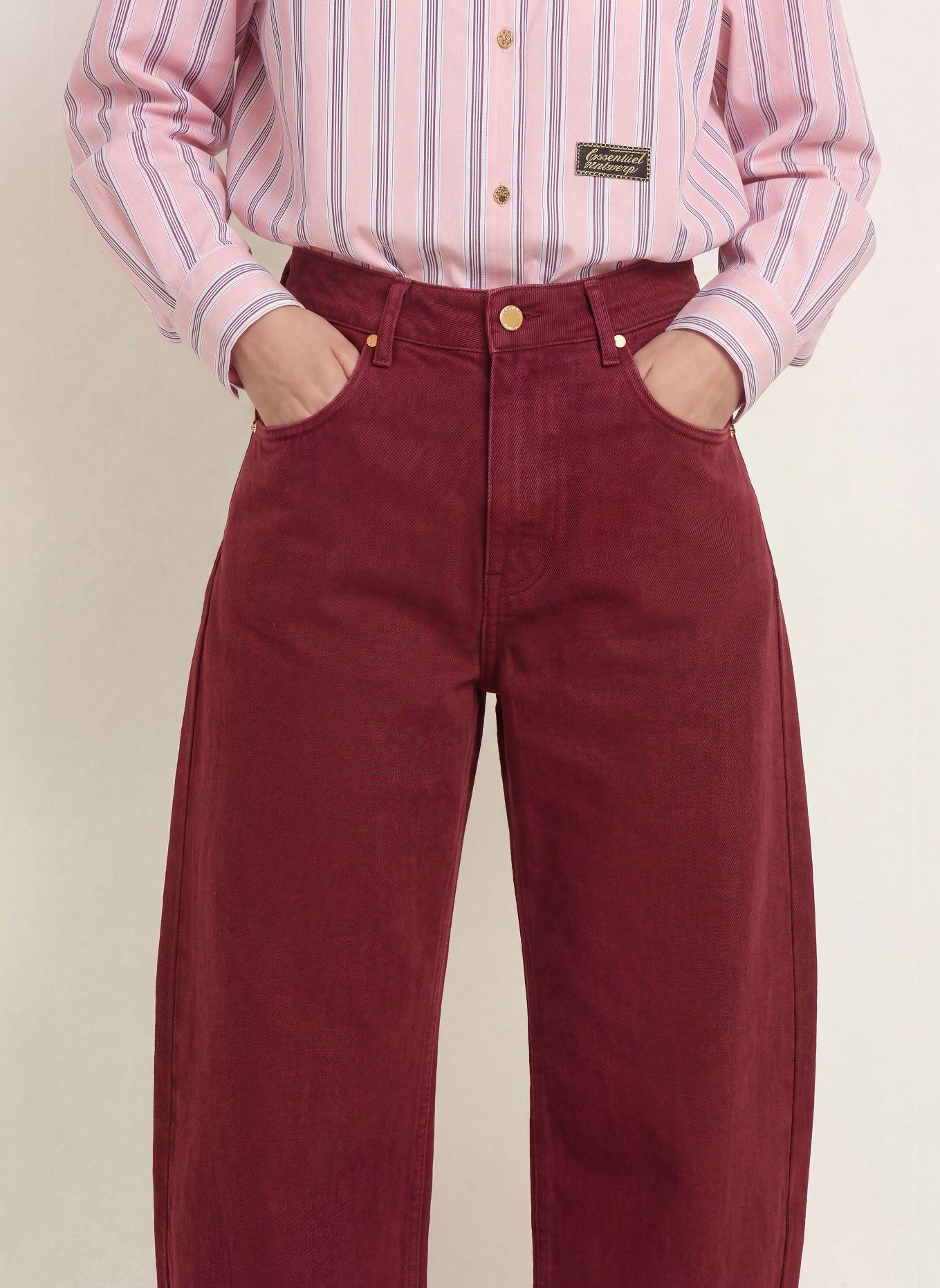 ESSENTIEL ANTWERP Barrel-leg jeans KOKOS: WN10 Wine Not