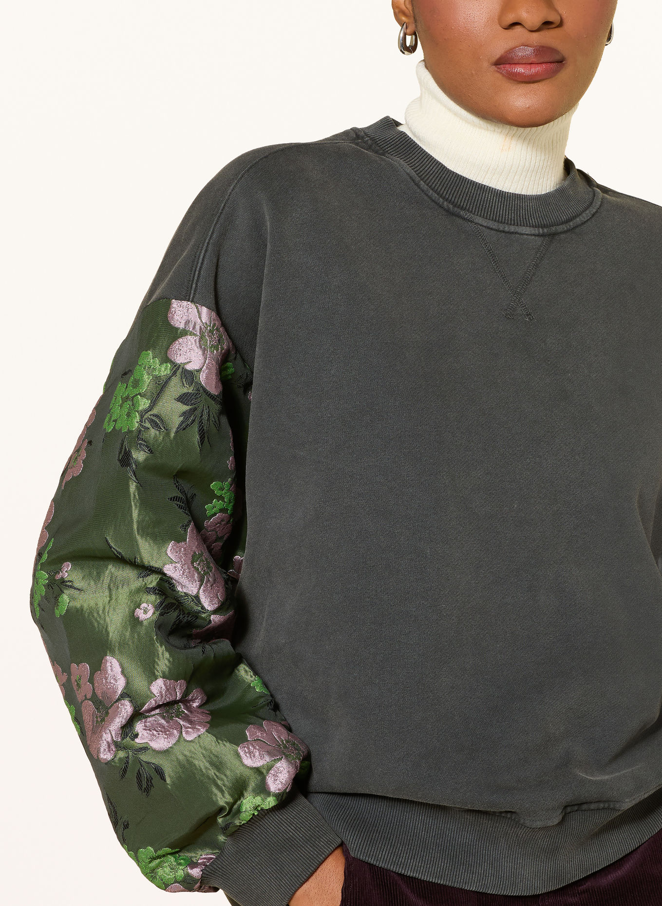 ESSENTIEL ANTWERP KUEER Sweatshirt with Jacquard: GRAY / PINK / OLIVE