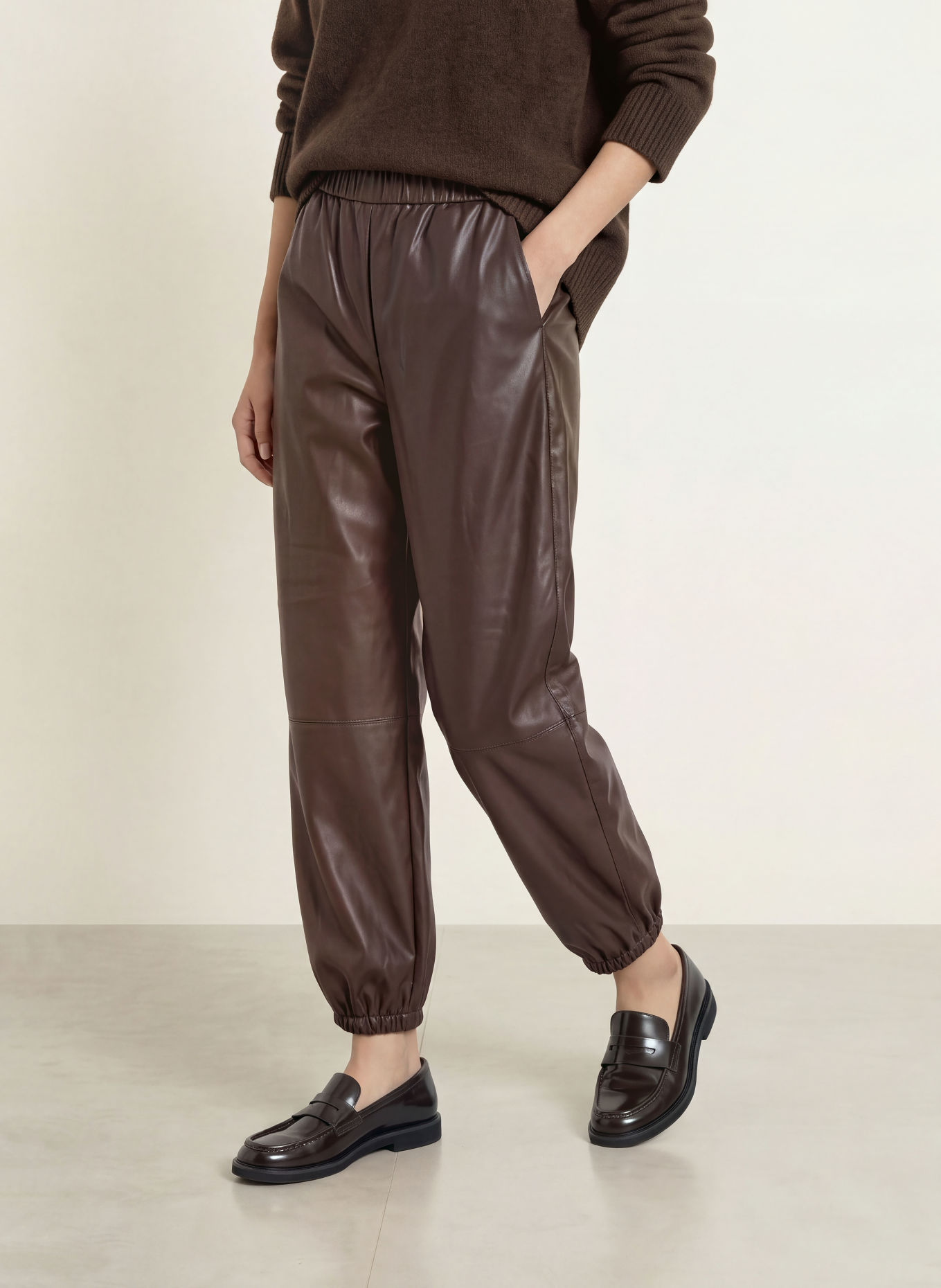 Buena Vista Pantalon 7/8 effet cuir: MARRON FONCÉ