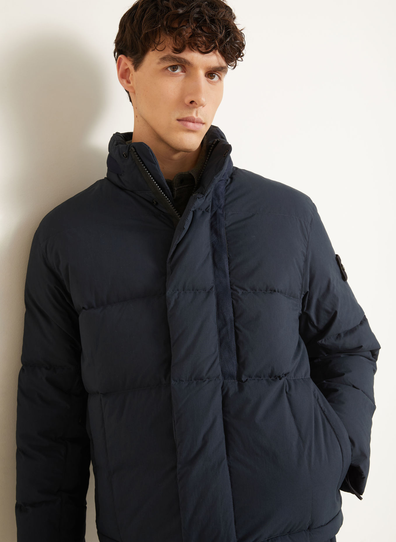 STONE ISLAND Péřové bundy: TMAVĚ MODRÁ