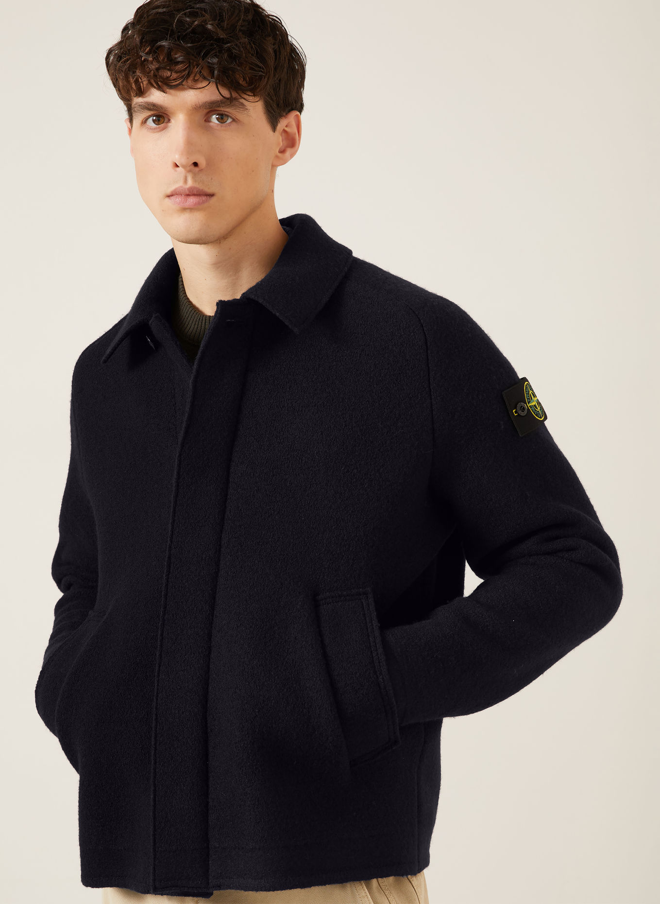 STONE ISLAND Surveste: BLEU FONCÉ