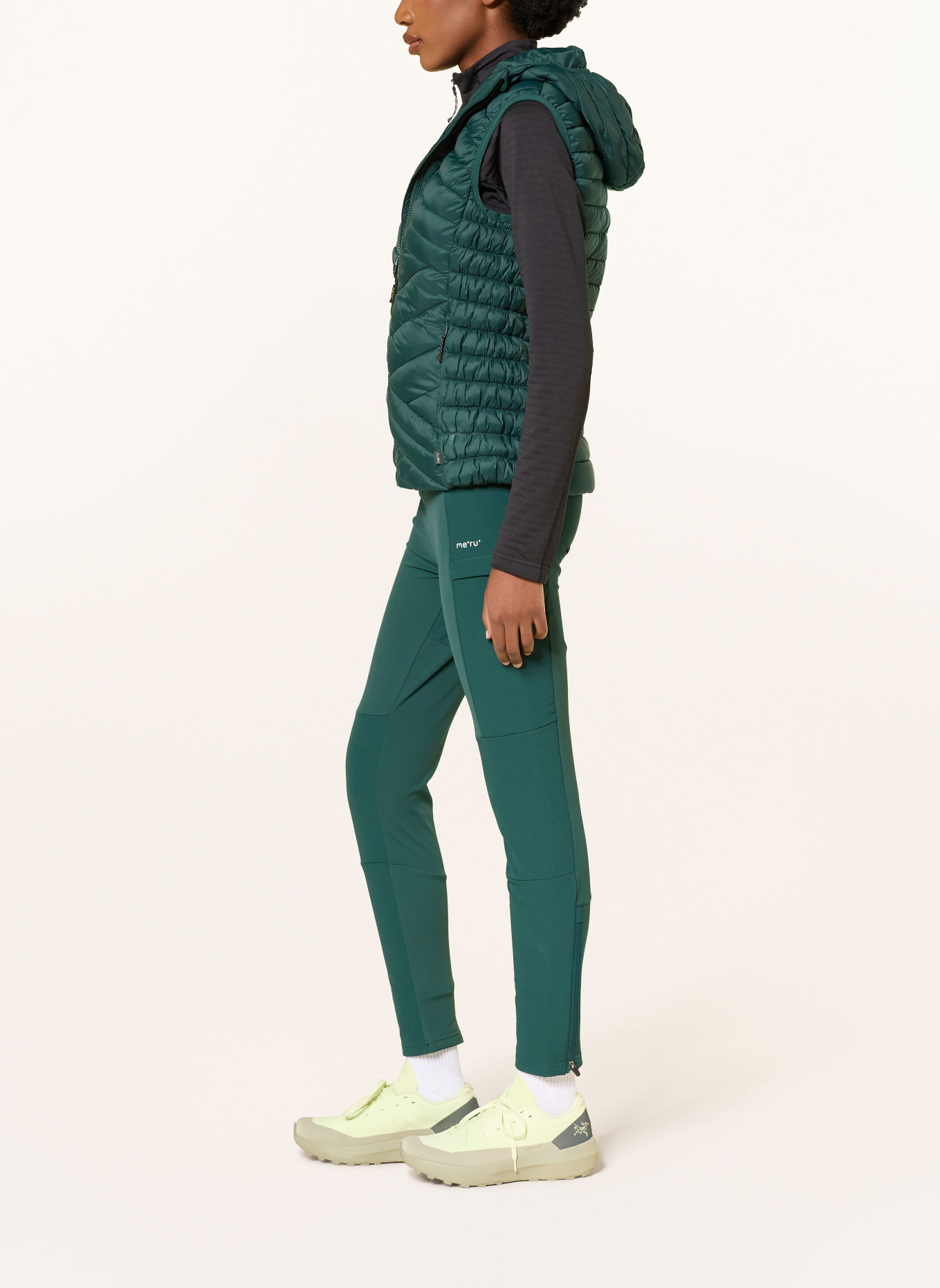 me°ru' Functionele bodywarmer RAKAIA 3.0: DONKERGROEN