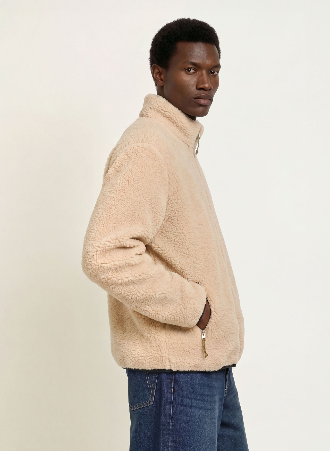 ARMEDANGELS Plush Jacket: BEIGE / BLACK