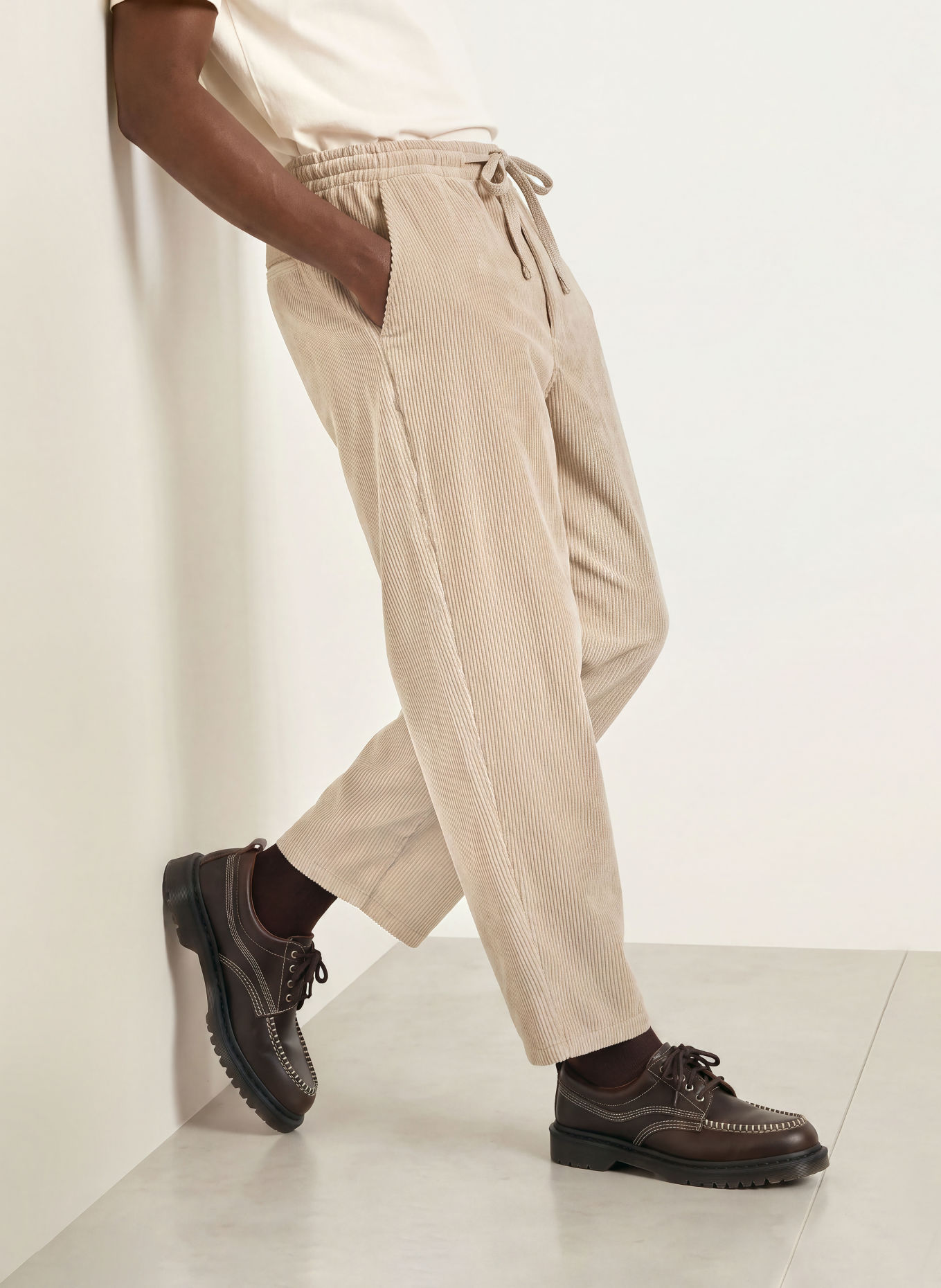ARMEDANGELS Jogger-Style Cord Pants, Tapered Fit: BEIGE