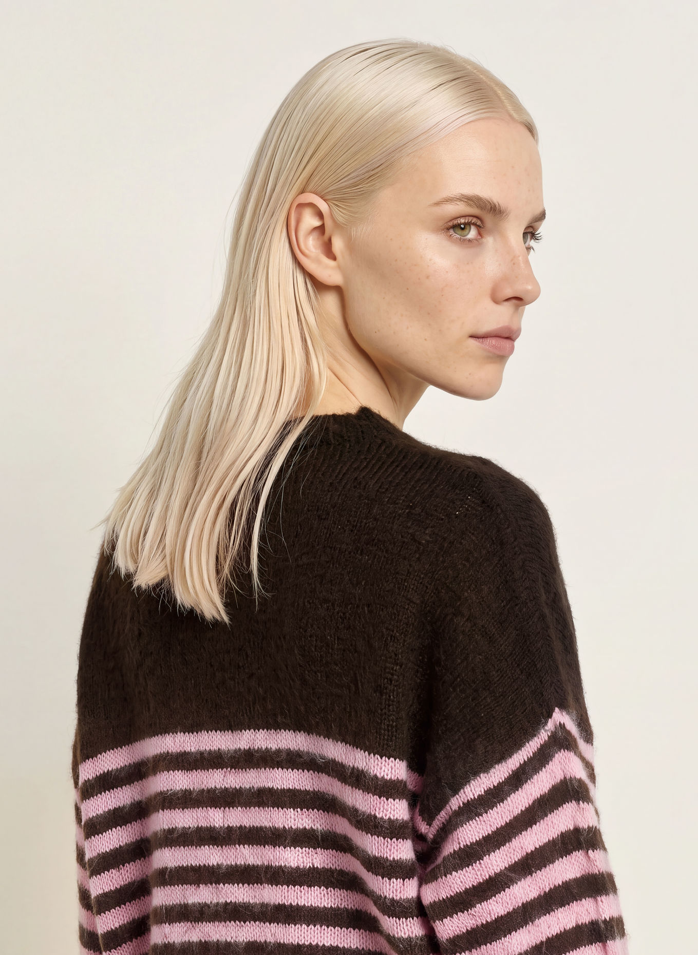 miss goodlife Trui van alpaca: MARRON FONCÉ / ROZE