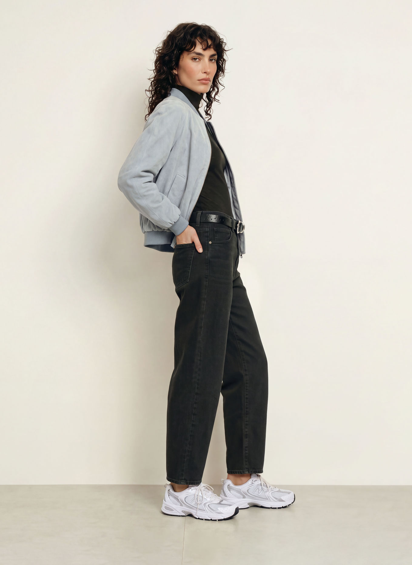 GOOD AMERICAN Barrel Jeans: flat tyre
