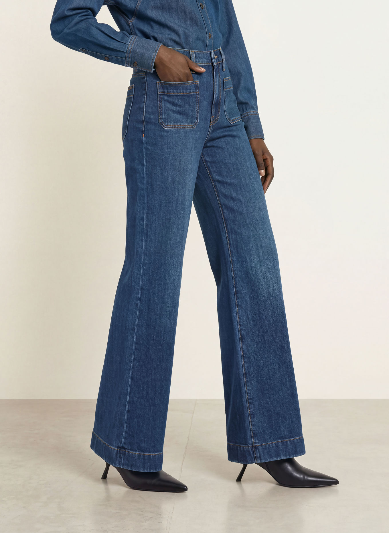 7 for all mankind Flared Jeans MODERN DOJO: 1BM Radar