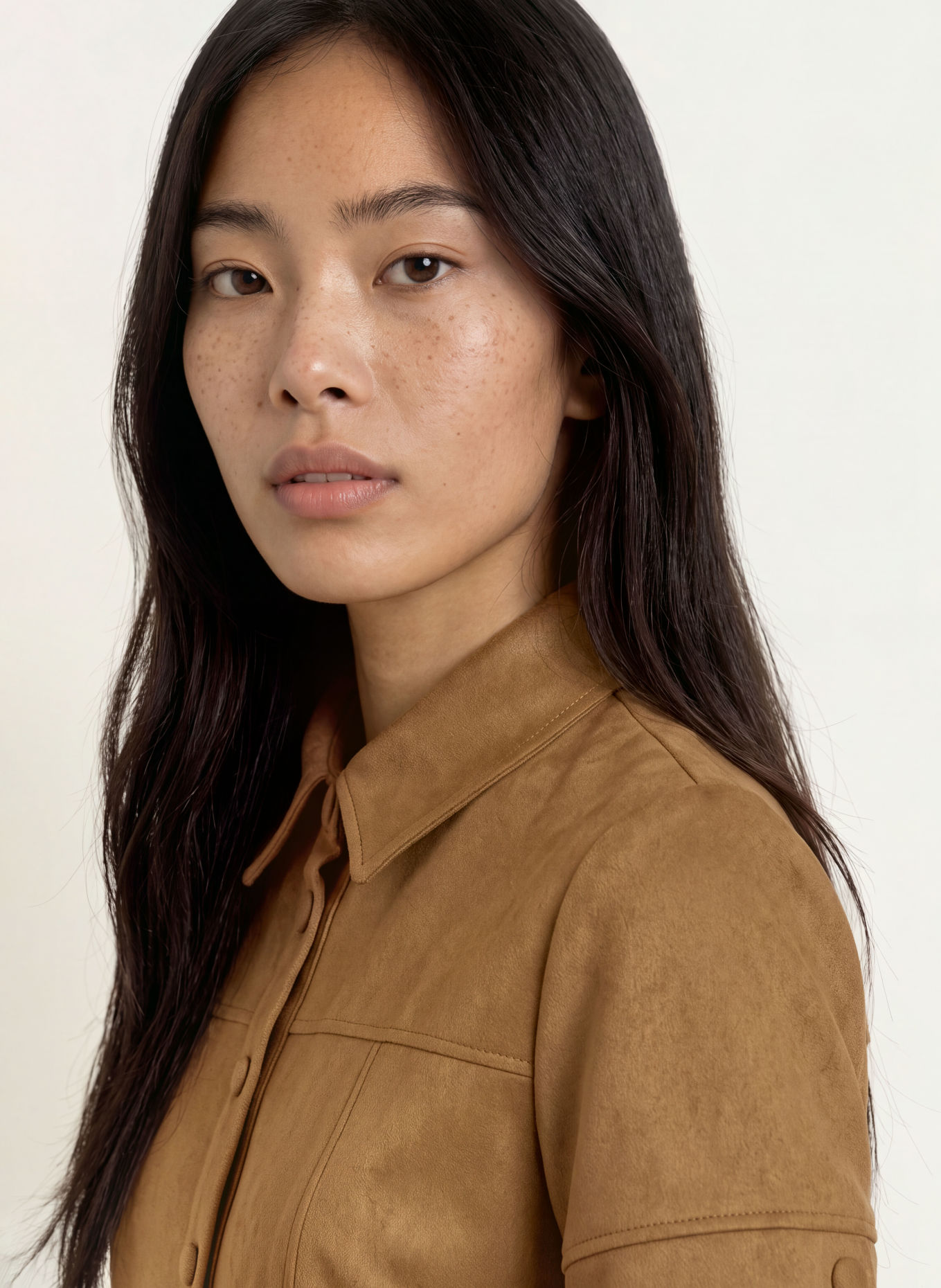 SUNCOO Hemdblusenkleid CITY in Lederoptik: COGNAC