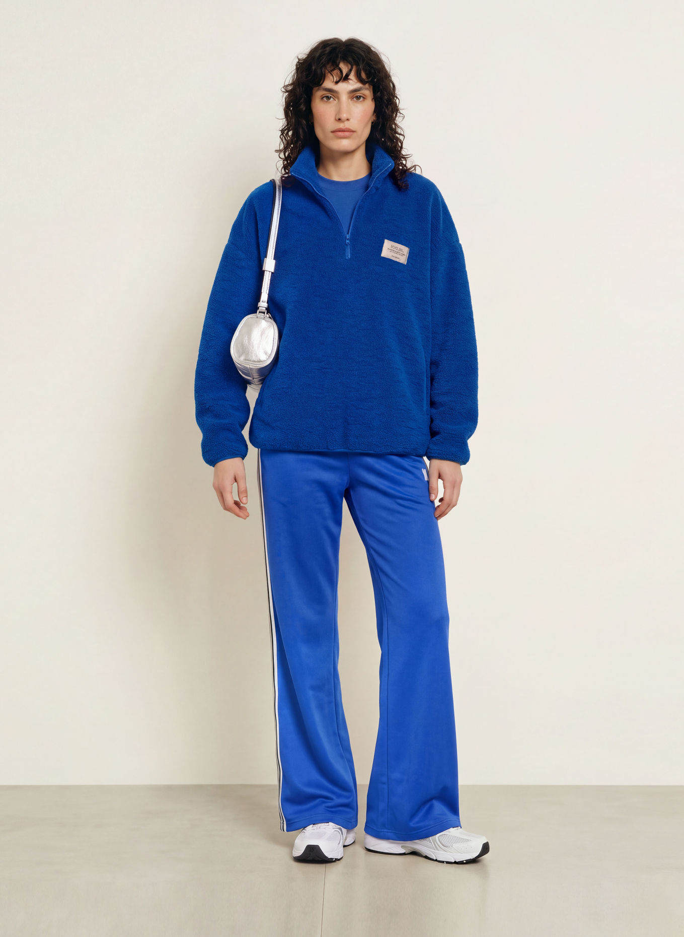 KARO KAUER Oversized anorak jacket made of teddy fur: BLUE