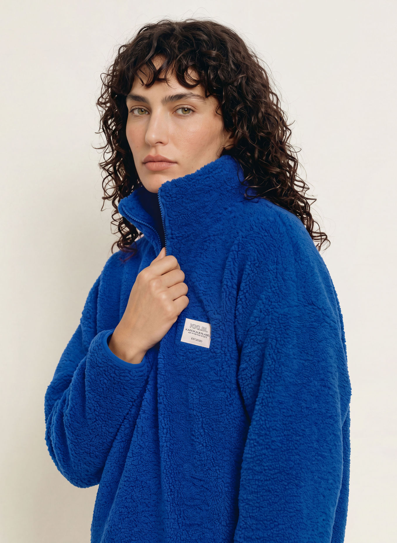 KARO KAUER Oversized anorak jacket made of teddy fur: BLUE