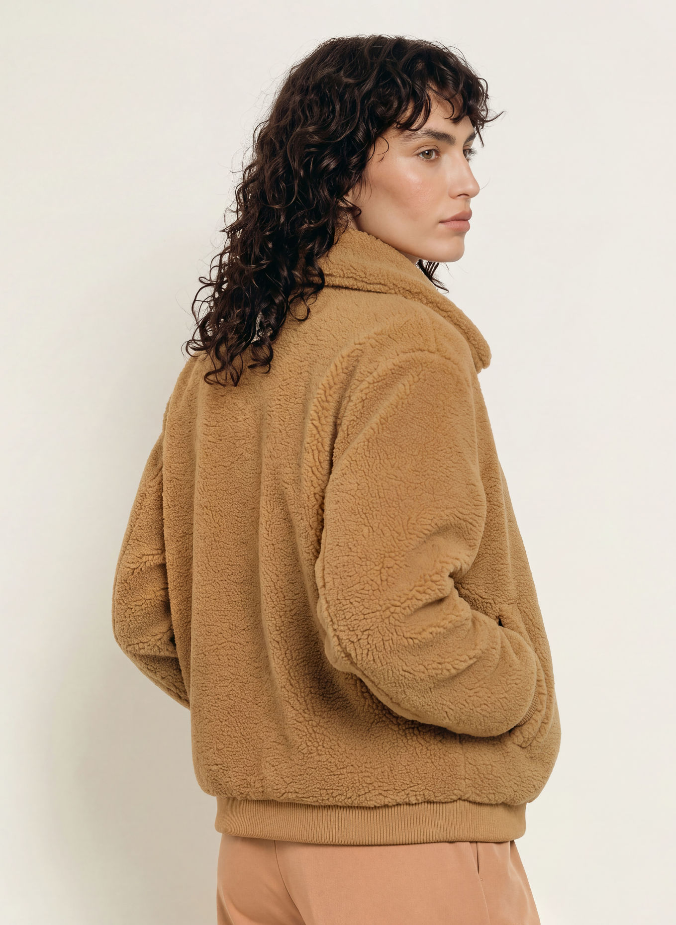 KARO KAUER Veste en fourrure synthétique: CHAMEAU