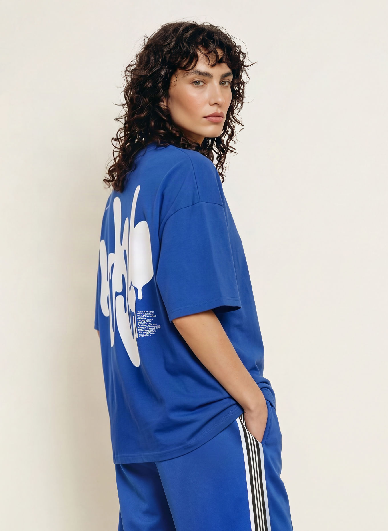 KARO KAUER T-shirt oversize: BLEU / BLANC