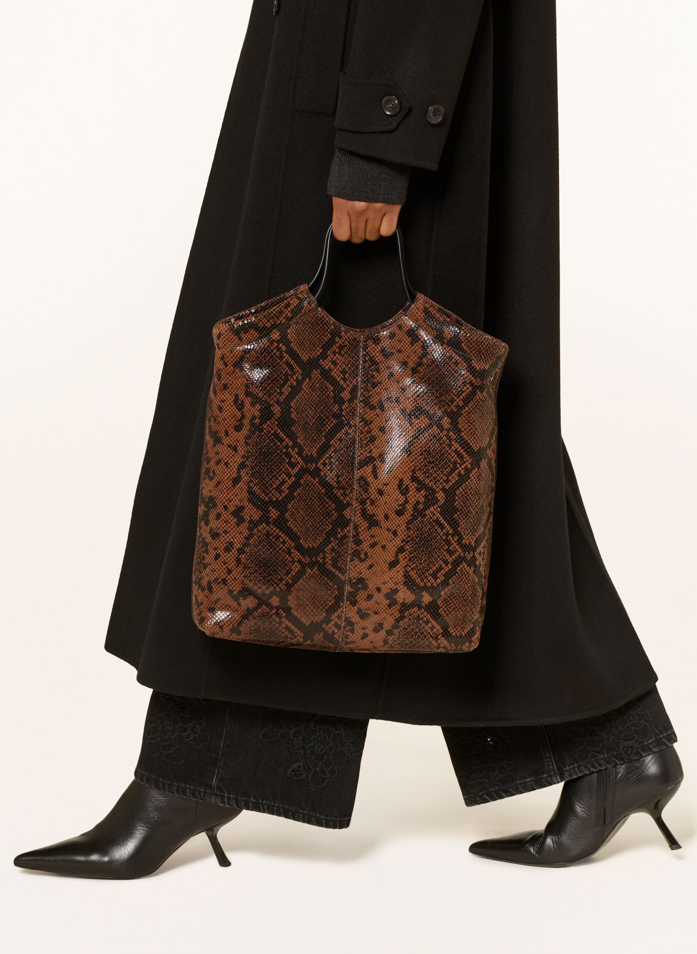NÚNOO BELLIS Shoppers: BROWN / BLACK