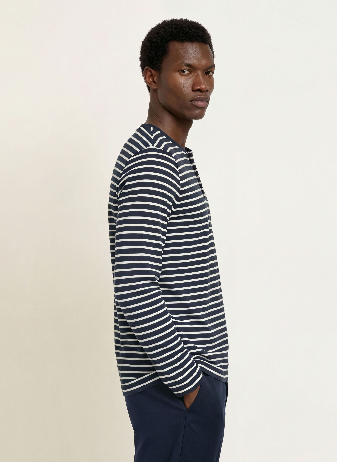 TOMMY HILFIGER Henley-shirt: DONKERBLAUW / WIT