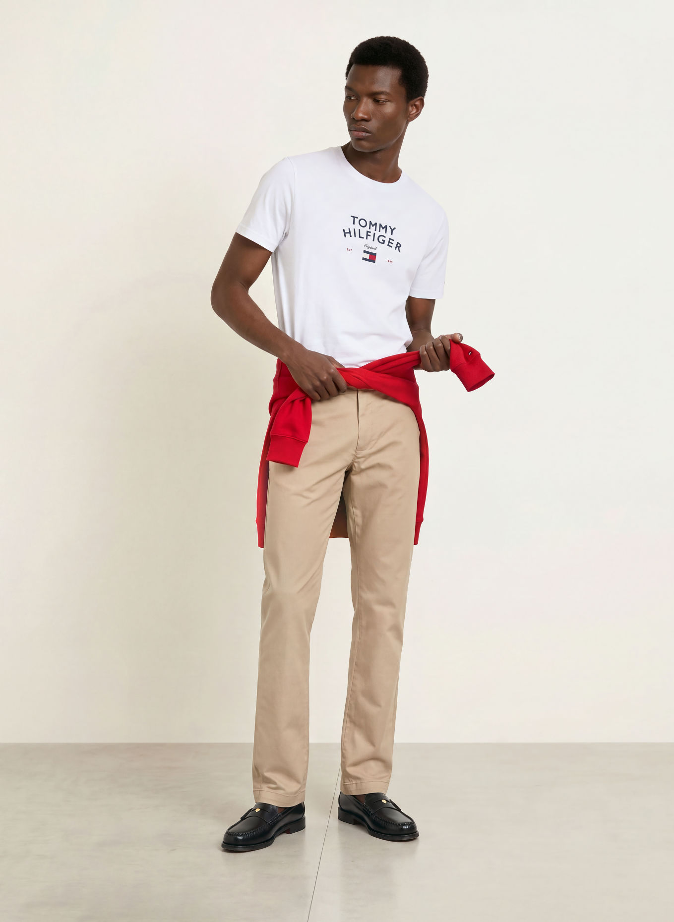 TOMMY HILFIGER T-shirt: WHITE