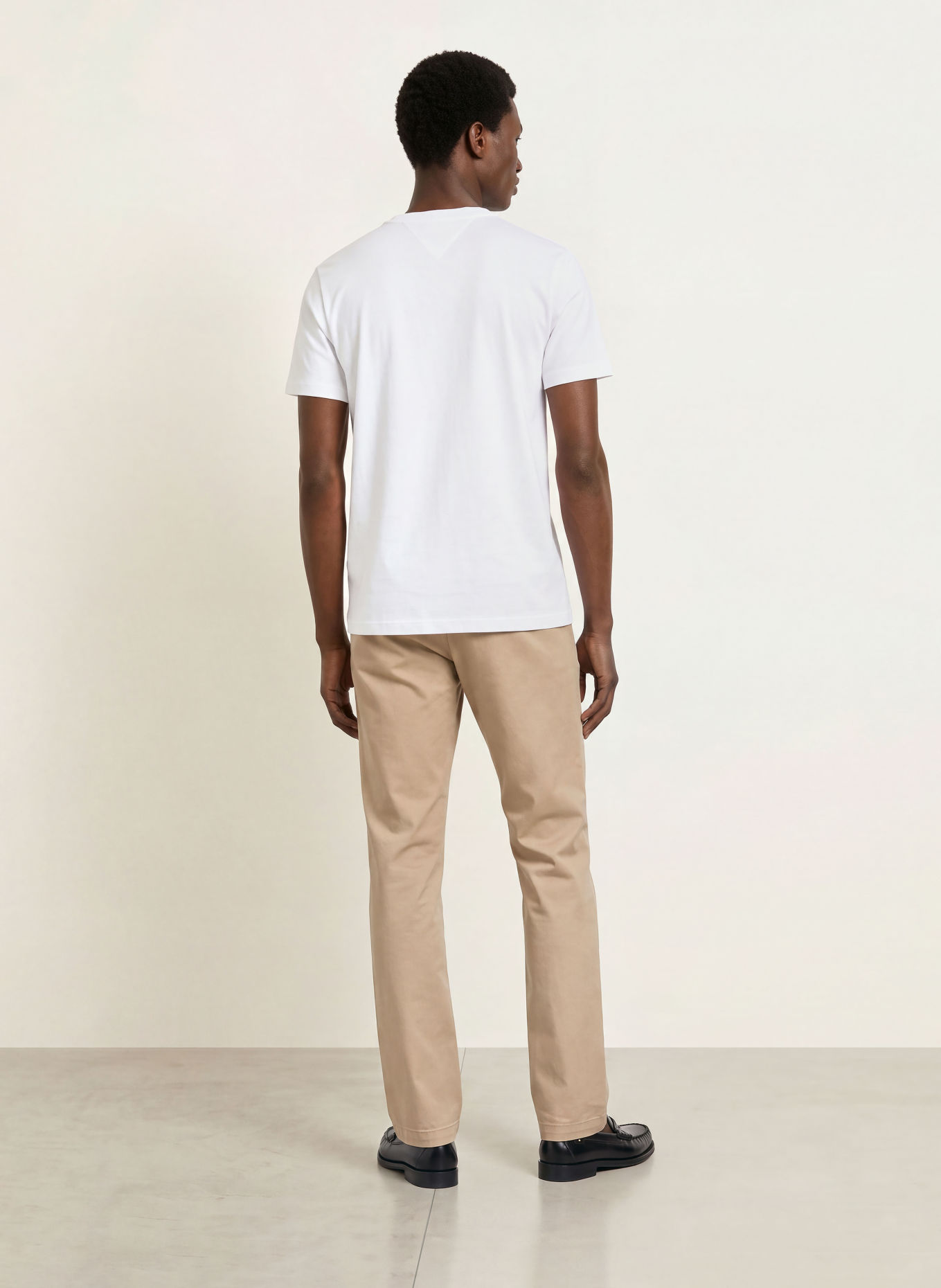 TOMMY HILFIGER T-shirt: WHITE