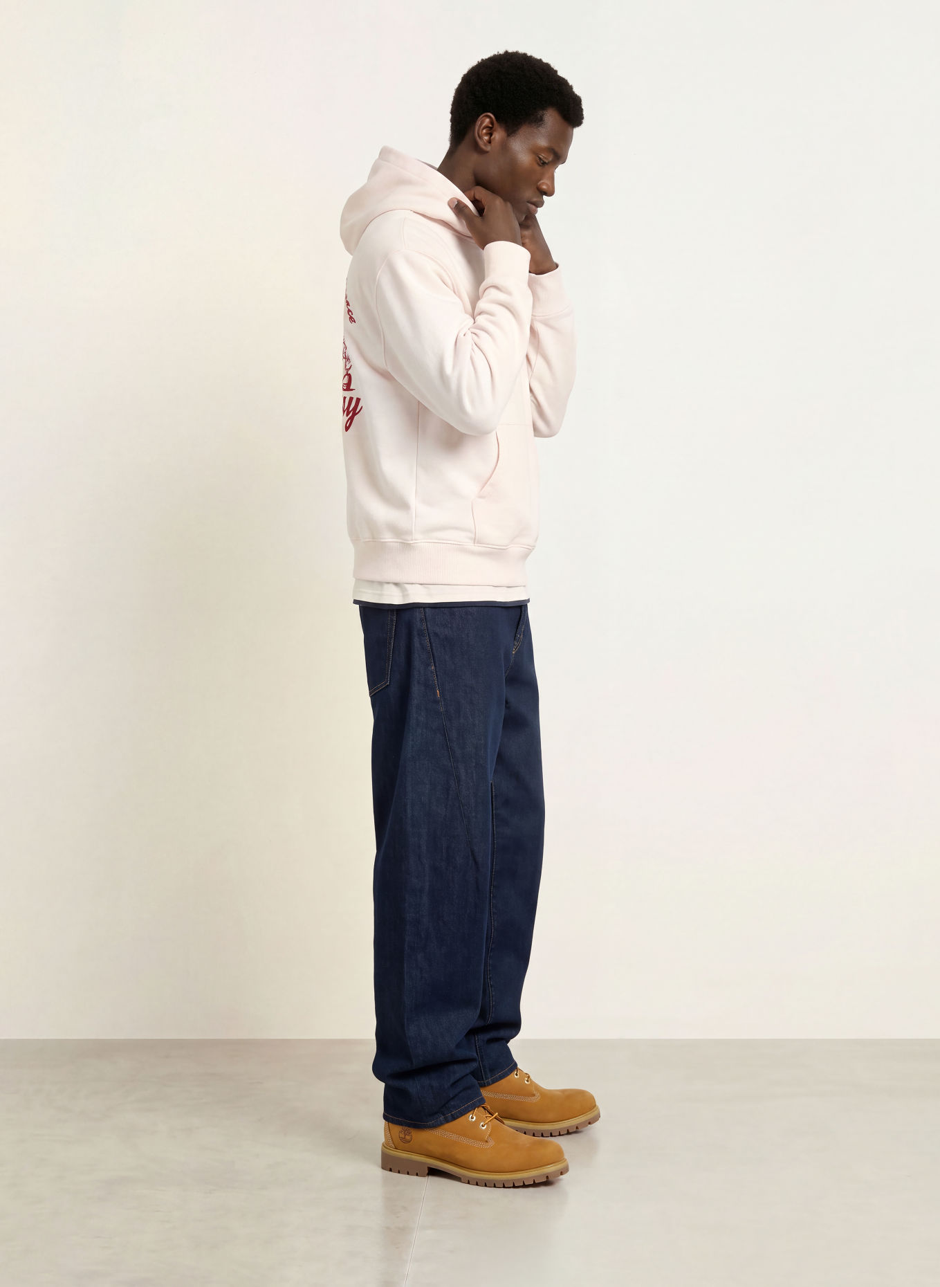 TOMMY JEANS Hoodie: CREAM / RED