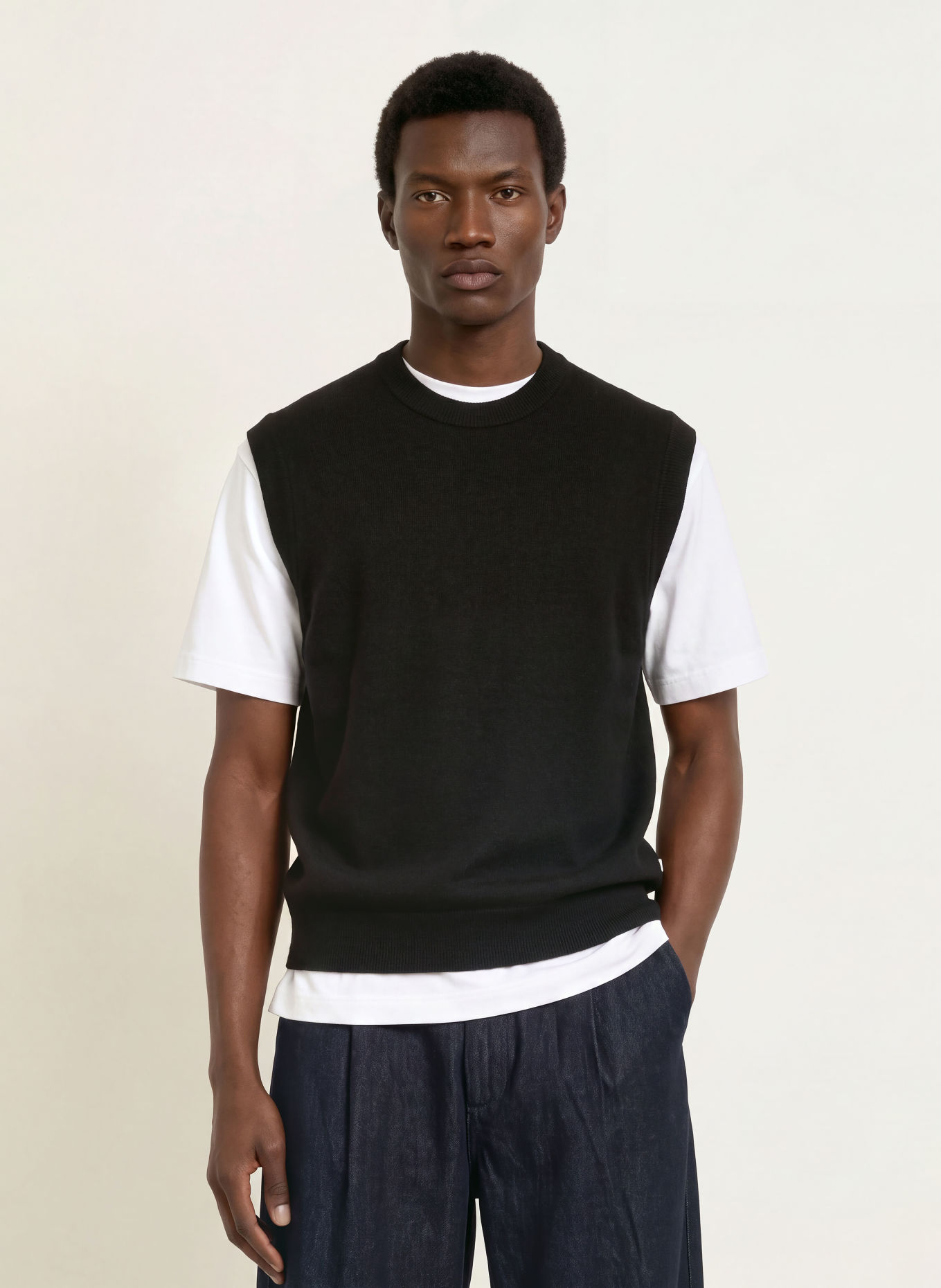 NN.07 JESPER Sweater vest: BLACK