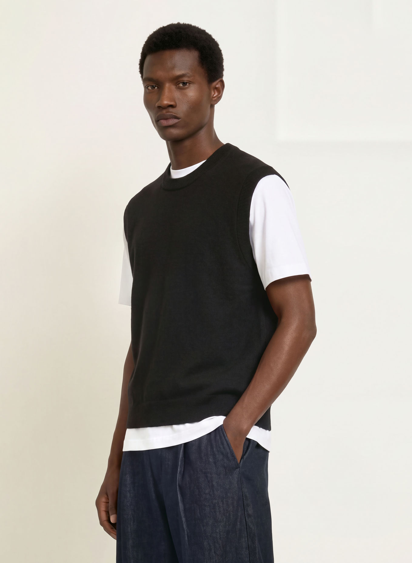 NN.07 JESPER Sweater vest: BLACK