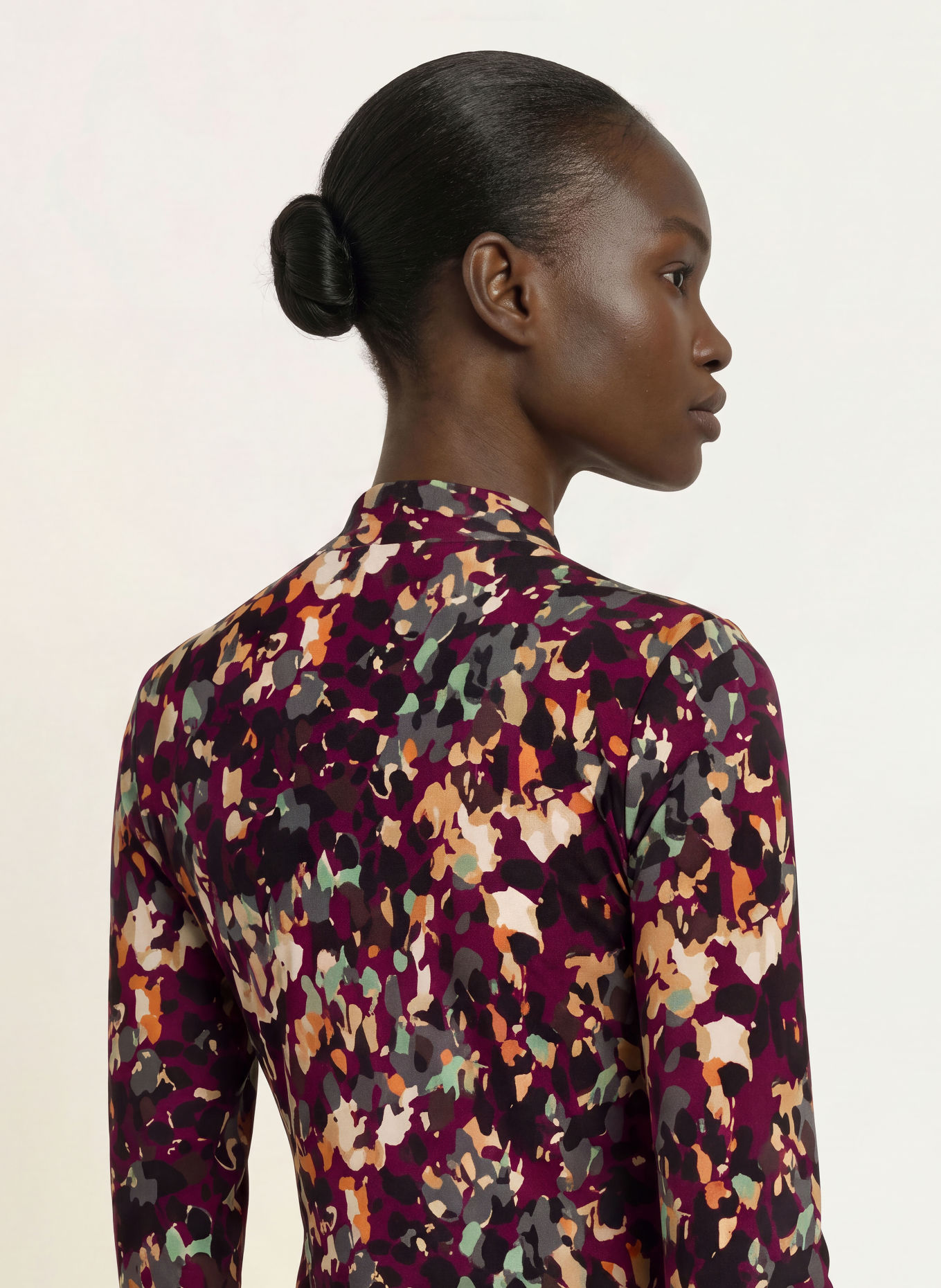 HOBBS T-shirt AIMEE med 3/4-ärmar: LILA / VIT / SVART