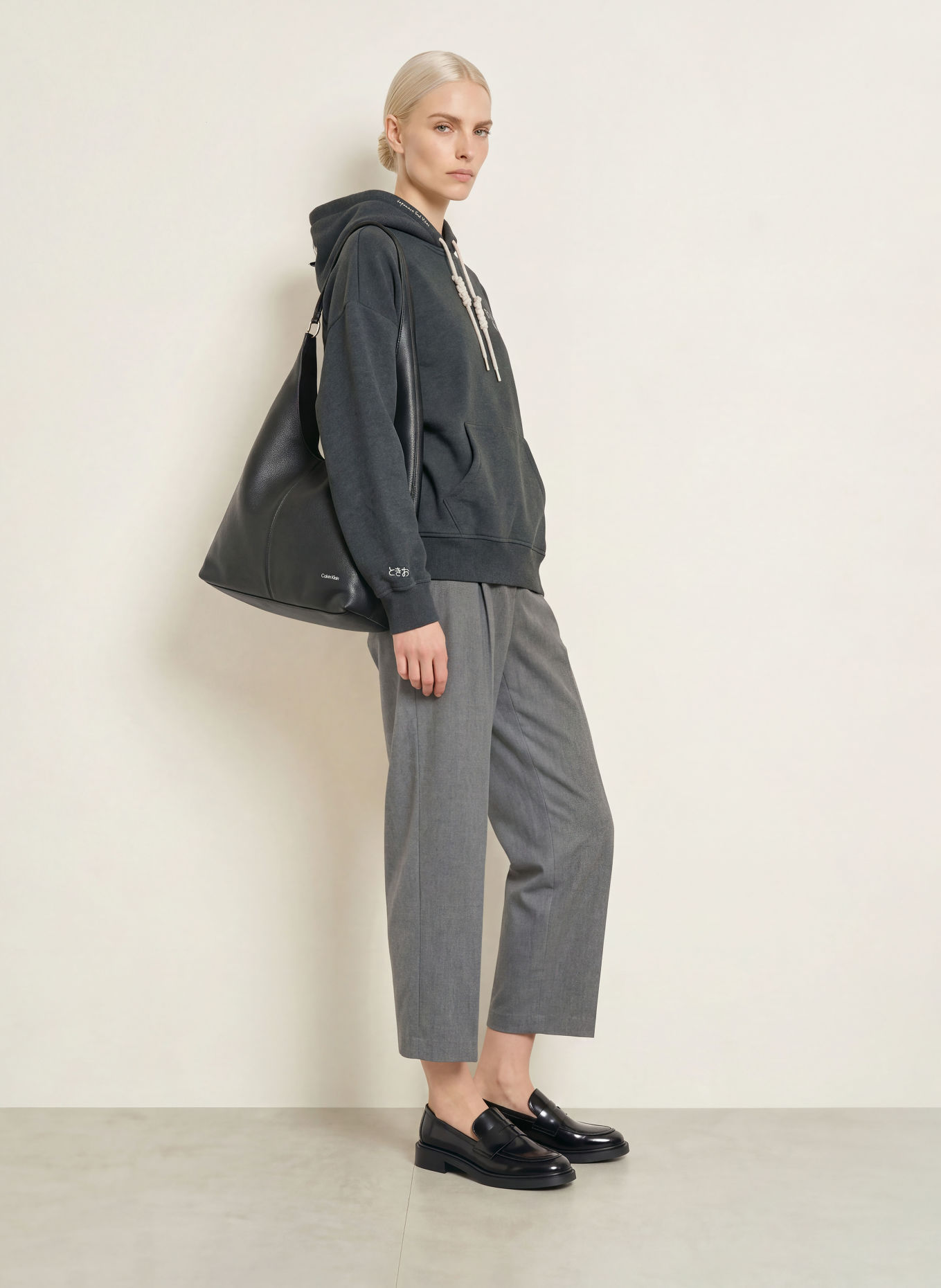 Smith & Soul Oversized hoodie: DONKERGRIJS / CRÈME