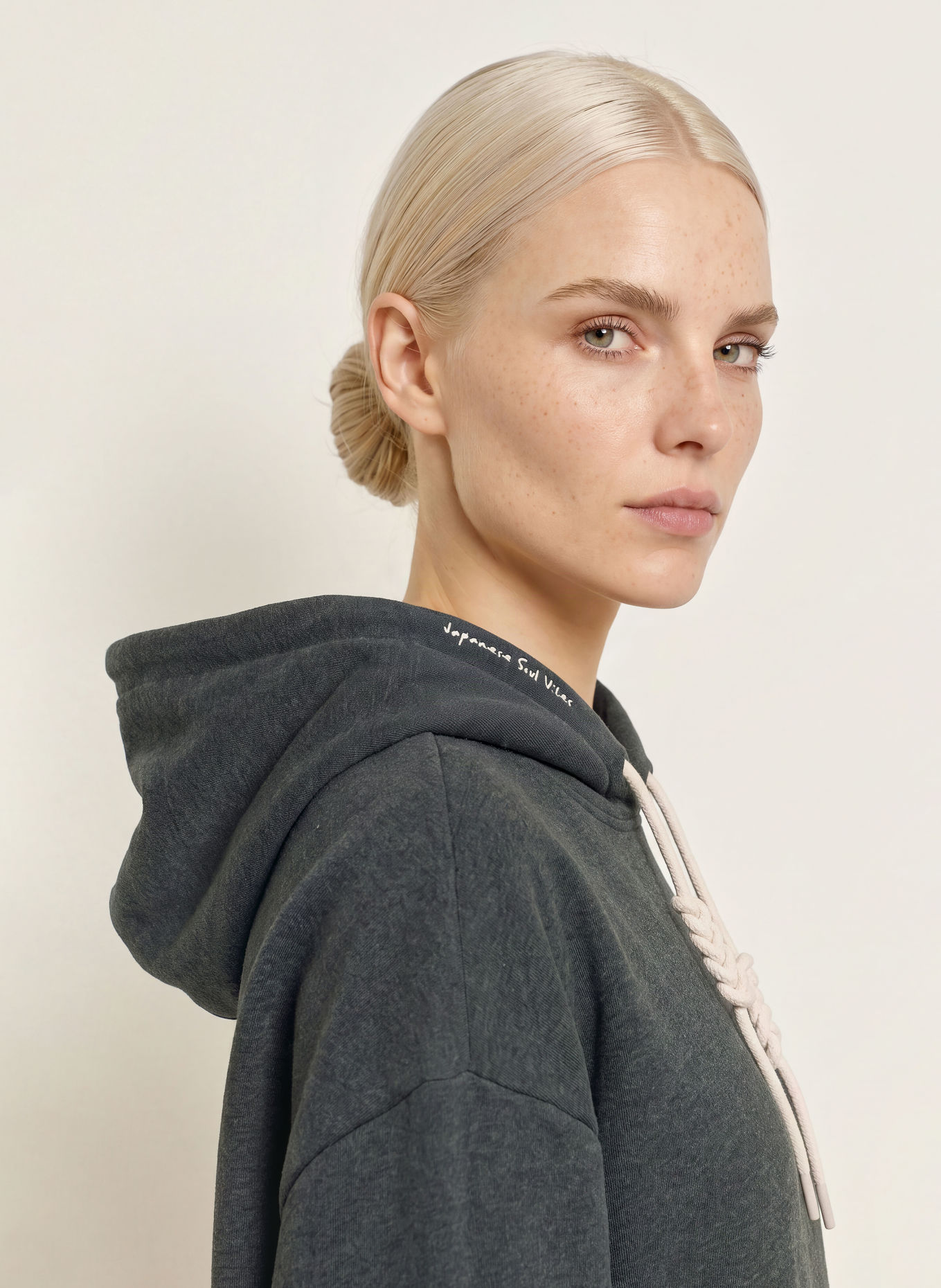 Smith & Soul Oversized hoodie: DONKERGRIJS / CRÈME