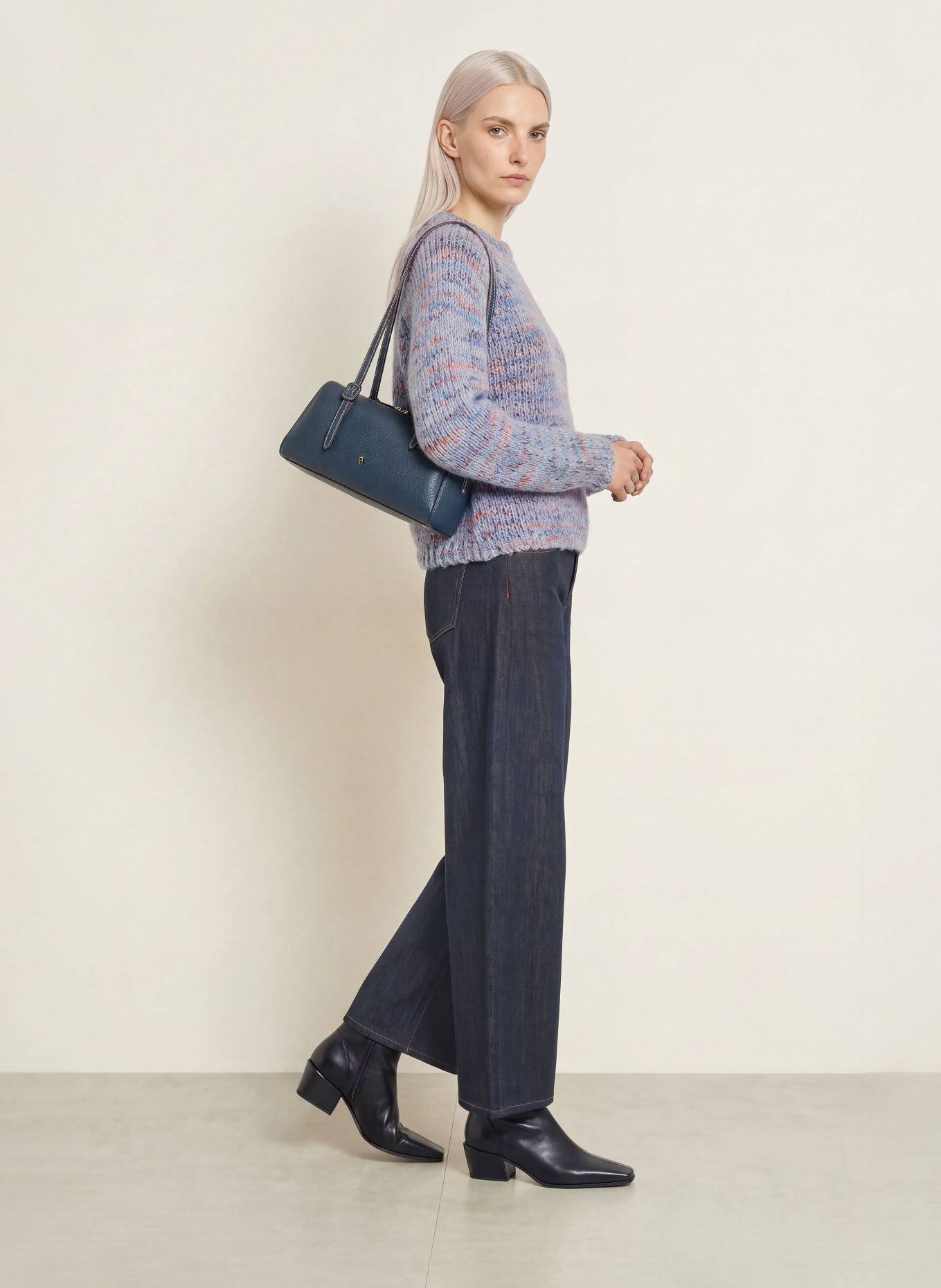 Smith & Soul Sweater: LIGHT BLUE / PURPLE / DARK ORANGE